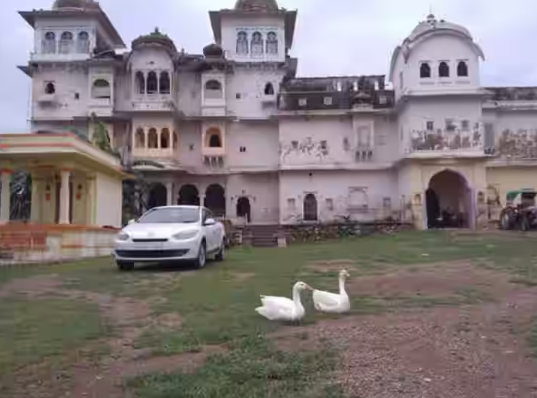 Neemuch Fort, Neemuch, Madhya Pradesh - Vushii.com Neemuch Fort, Neemuch, Madhya Pradesh - Vushii.com
